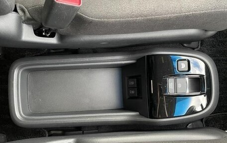 Honda Stepwgn IV, 2019 год, 1 680 000 рублей, 22 фотография