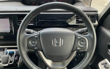 Honda Stepwgn IV, 2019 год, 1 680 000 рублей, 17 фотография