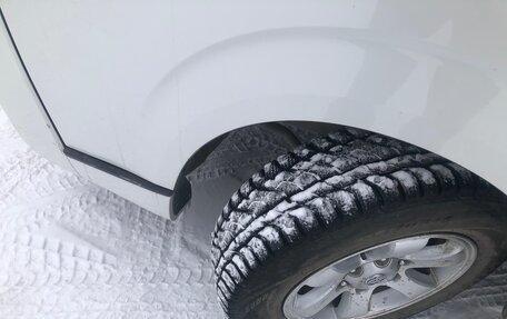 Toyota HiAce H200, 2015 год, 2 900 000 рублей, 3 фотография