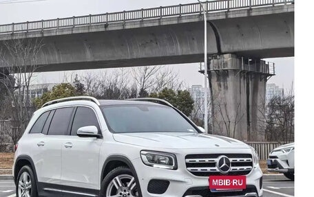 Mercedes-Benz GLB, 2022 год, 2 120 500 рублей, 3 фотография