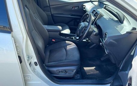 Toyota Prius IV XW50, 2019 год, 1 365 000 рублей, 14 фотография