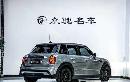 MINI Hatch, 2022 год, 2 100 000 рублей, 4 фотография