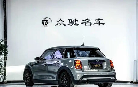 MINI Hatch, 2022 год, 2 100 000 рублей, 6 фотография