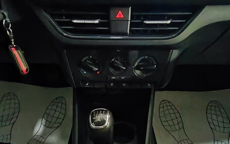 Skoda Rapid II, 2021 год, 1 550 000 рублей, 13 фотография