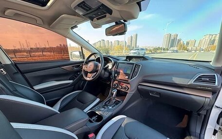 Subaru XV II, 2019 год, 2 200 000 рублей, 13 фотография