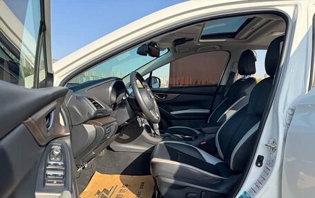 Subaru XV II, 2019 год, 2 200 000 рублей, 9 фотография