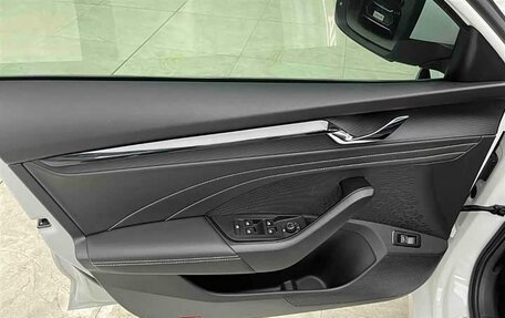 Skoda Octavia IV, 2023 год, 1 920 600 рублей, 13 фотография