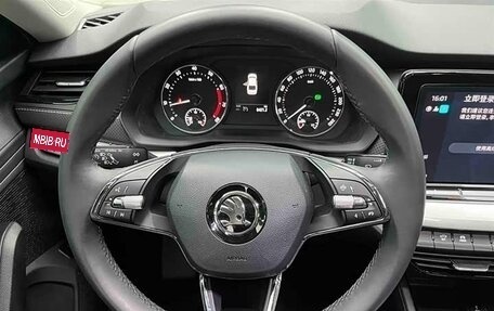 Skoda Octavia IV, 2023 год, 1 920 600 рублей, 10 фотография