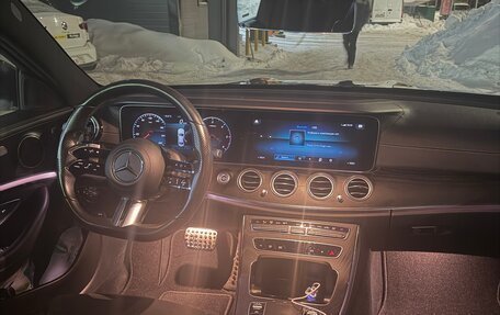 Mercedes-Benz E-Класс, 2022 год, 4 500 000 рублей, 7 фотография