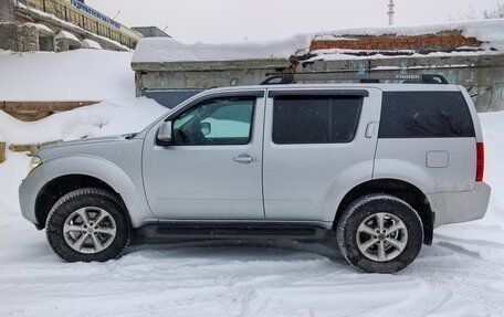 Nissan Pathfinder, 2007 год, 1 100 000 рублей, 2 фотография