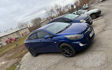 Hyundai Solaris II рестайлинг, 2013 год, 790 000 рублей, 3 фотография