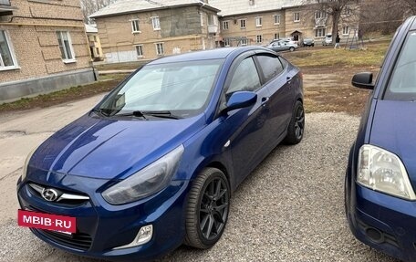 Hyundai Solaris II рестайлинг, 2013 год, 790 000 рублей, 2 фотография