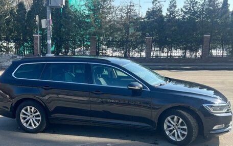 Volkswagen Passat B8 рестайлинг, 2019 год, 1 290 000 рублей, 1 фотография