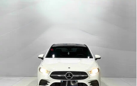 Mercedes-Benz A-Класс, 2023 год, 1 700 000 рублей, 2 фотография