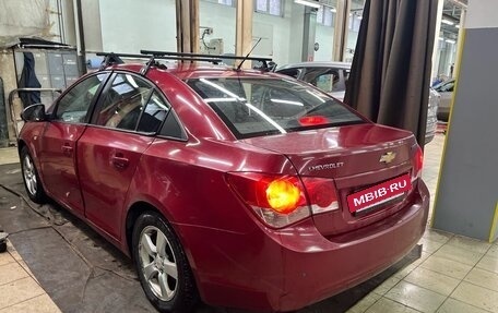 Chevrolet Cruze II, 2010 год, 599 000 рублей, 6 фотография