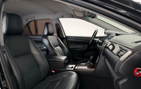 Toyota Camry, 2017 год, 1 800 000 рублей, 10 фотография