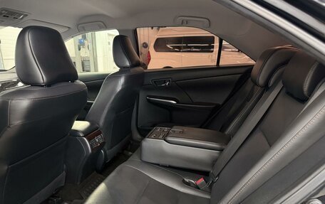 Toyota Camry, 2017 год, 1 800 000 рублей, 19 фотография