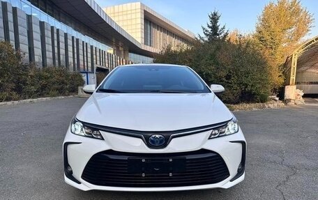 Toyota Corolla, 2022 год, 1 640 000 рублей, 2 фотография