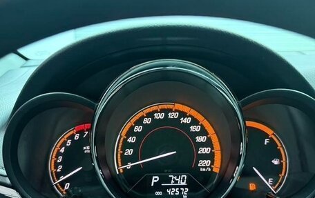 Toyota Yaris XP150 рестайлинг, 2022 год, 1 250 000 рублей, 16 фотография