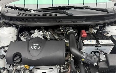 Toyota Yaris XP150 рестайлинг, 2022 год, 1 250 000 рублей, 22 фотография