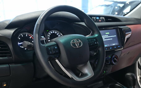 Toyota Hilux VIII, 2025 год, 7 350 000 рублей, 6 фотография