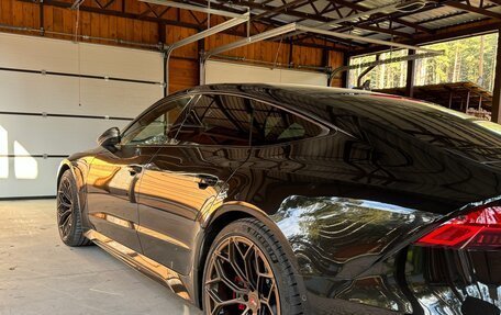 Audi RS 7, 2023 год, 21 000 000 рублей, 10 фотография