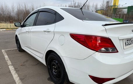 Hyundai Solaris II рестайлинг, 2016 год, 5 150 000 рублей, 2 фотография