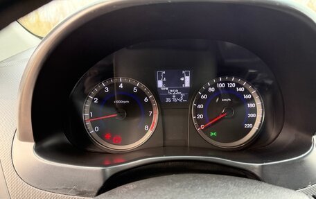 Hyundai Solaris II рестайлинг, 2016 год, 5 150 000 рублей, 9 фотография