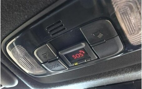 Toyota Yaris, 2022 год, 1 100 000 рублей, 14 фотография