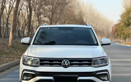 Volkswagen T-Cross I, 2022 год, 1 090 187 рублей, 2 фотография