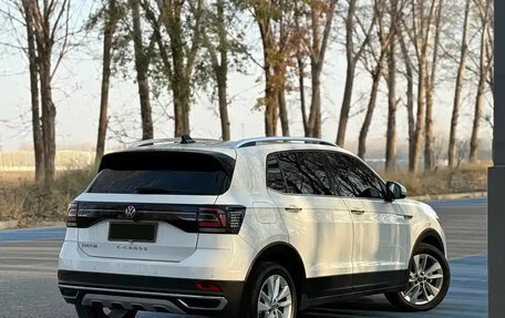 Volkswagen T-Cross I, 2022 год, 1 090 187 рублей, 5 фотография