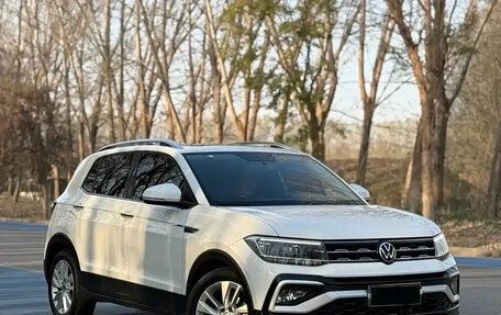 Volkswagen T-Cross I, 2022 год, 1 090 187 рублей, 3 фотография