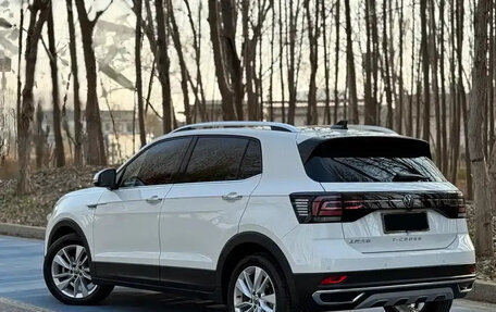 Volkswagen T-Cross I, 2022 год, 1 090 187 рублей, 7 фотография