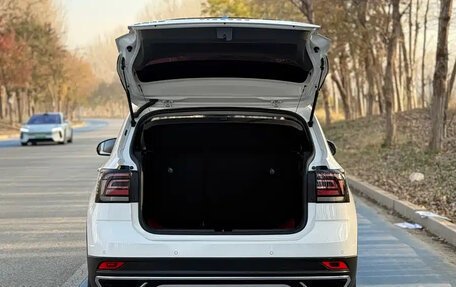 Volkswagen T-Cross I, 2022 год, 1 090 187 рублей, 9 фотография