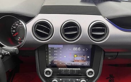 Ford Mustang VI рестайлинг, 2017 год, 6 300 000 рублей, 12 фотография