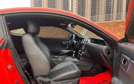 Ford Mustang VI рестайлинг, 2017 год, 6 300 000 рублей, 8 фотография