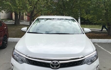 Toyota Camry, 2017 год, 2 450 000 рублей, 1 фотография