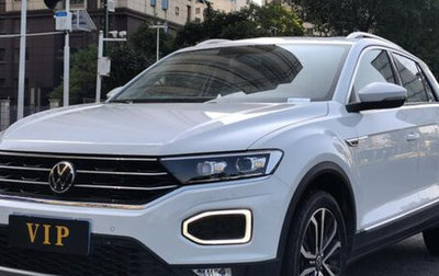 Volkswagen T-Roc I, 2022 год, 2 000 000 рублей, 1 фотография