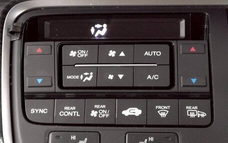 Honda Stepwgn IV, 2017 год, 1 690 000 рублей, 12 фотография