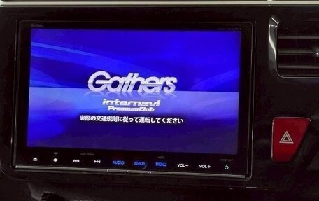 Honda Stepwgn IV, 2017 год, 1 690 000 рублей, 13 фотография