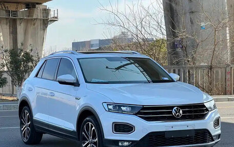 Volkswagen T-Roc I, 2022 год, 1 294 000 рублей, 4 фотография