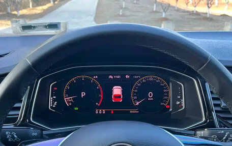 Volkswagen T-Roc I, 2022 год, 1 294 000 рублей, 15 фотография