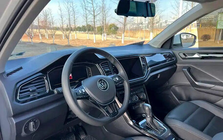 Volkswagen T-Roc I, 2022 год, 1 294 000 рублей, 14 фотография