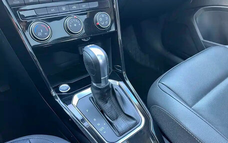 Volkswagen T-Roc I, 2022 год, 1 294 000 рублей, 17 фотография