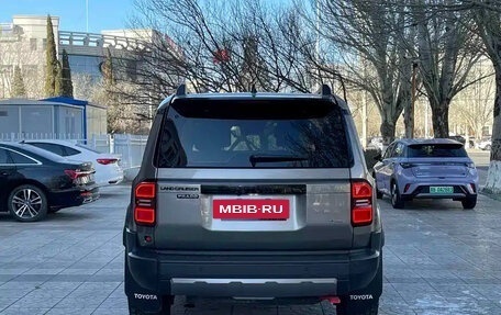 Toyota Land Cruiser Prado, 2025 год, 8 000 000 рублей, 5 фотография