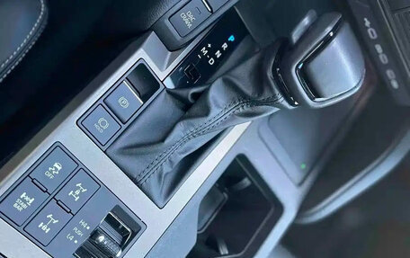 Toyota Land Cruiser Prado, 2025 год, 8 000 000 рублей, 22 фотография