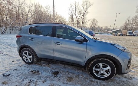 KIA Sportage IV рестайлинг, 2021 год, 2 350 000 рублей, 4 фотография