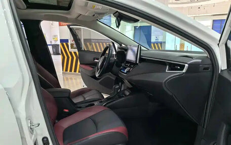 Toyota Corolla, 2022 год, 1 200 000 рублей, 9 фотография