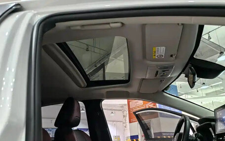 Toyota Corolla, 2022 год, 1 200 000 рублей, 15 фотография