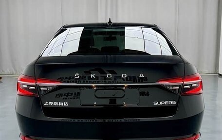 Skoda Superb III рестайлинг, 2023 год, 1 990 600 рублей, 5 фотография